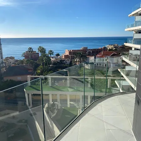 Sea View Apartment *